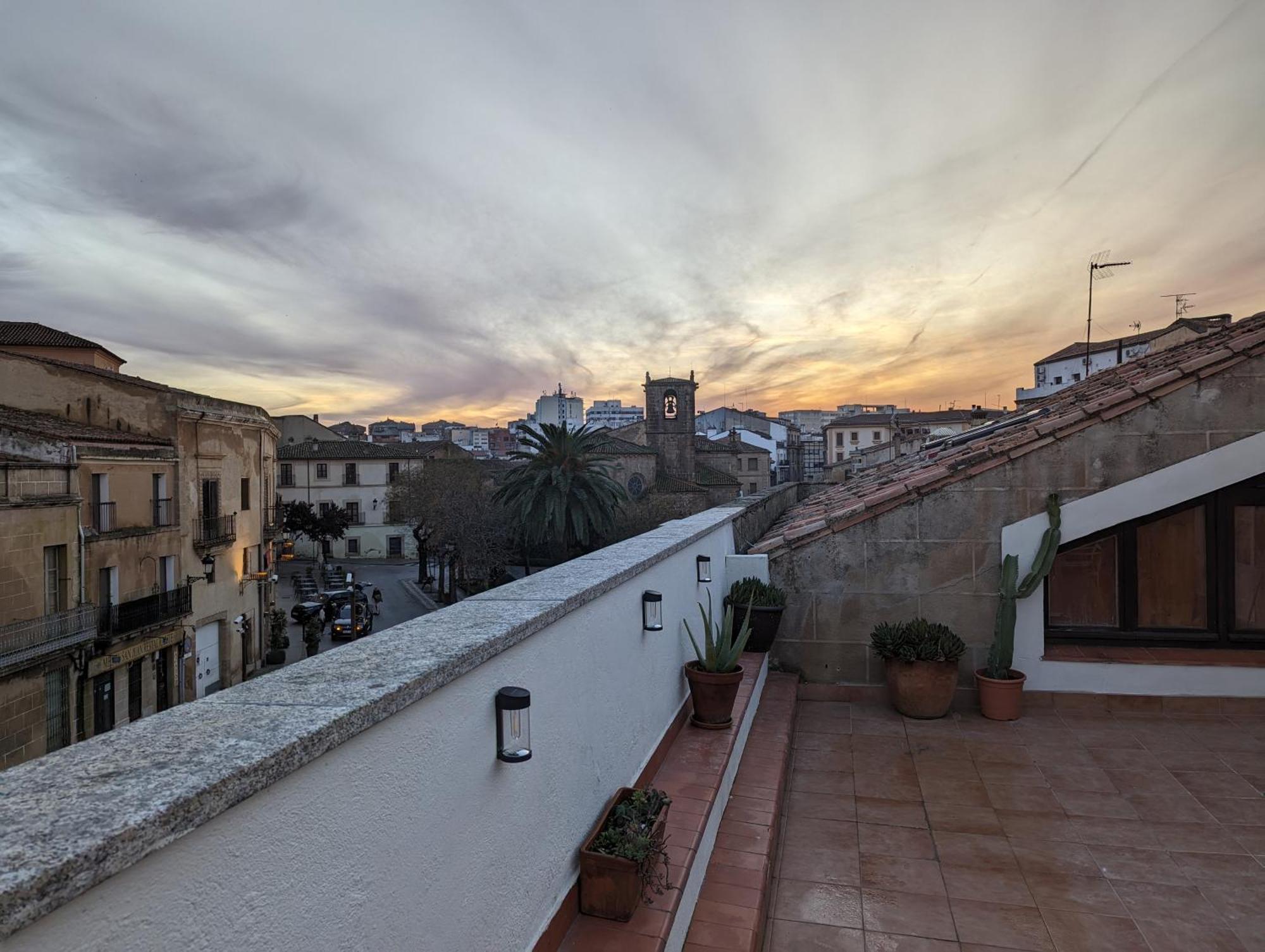 Atico San Juan 2 Apartment Caceres Exterior photo